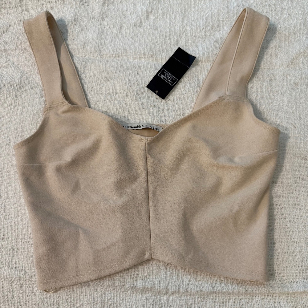Beige Abercrombie & Fitch Cropped tank top